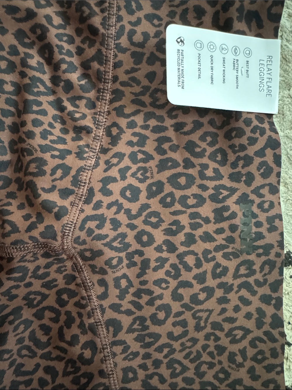 VS PINK flare leggings cheetah print! Super cute heart print!! BNWT - Picture 3 of 4